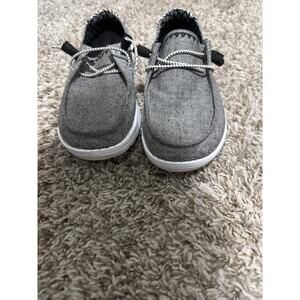 Hey dude women’s slip on shoes grey“Wendy chambray woven ONYX”  size 6